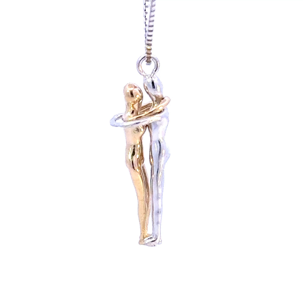 14k Hugging Couple Pendant